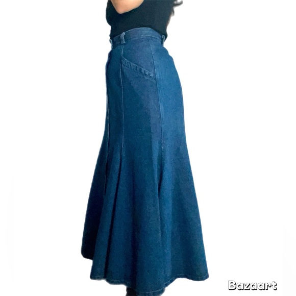 Vintage Western Boho High Waisted Denim Maxi Skirt - Picture 5 of 13